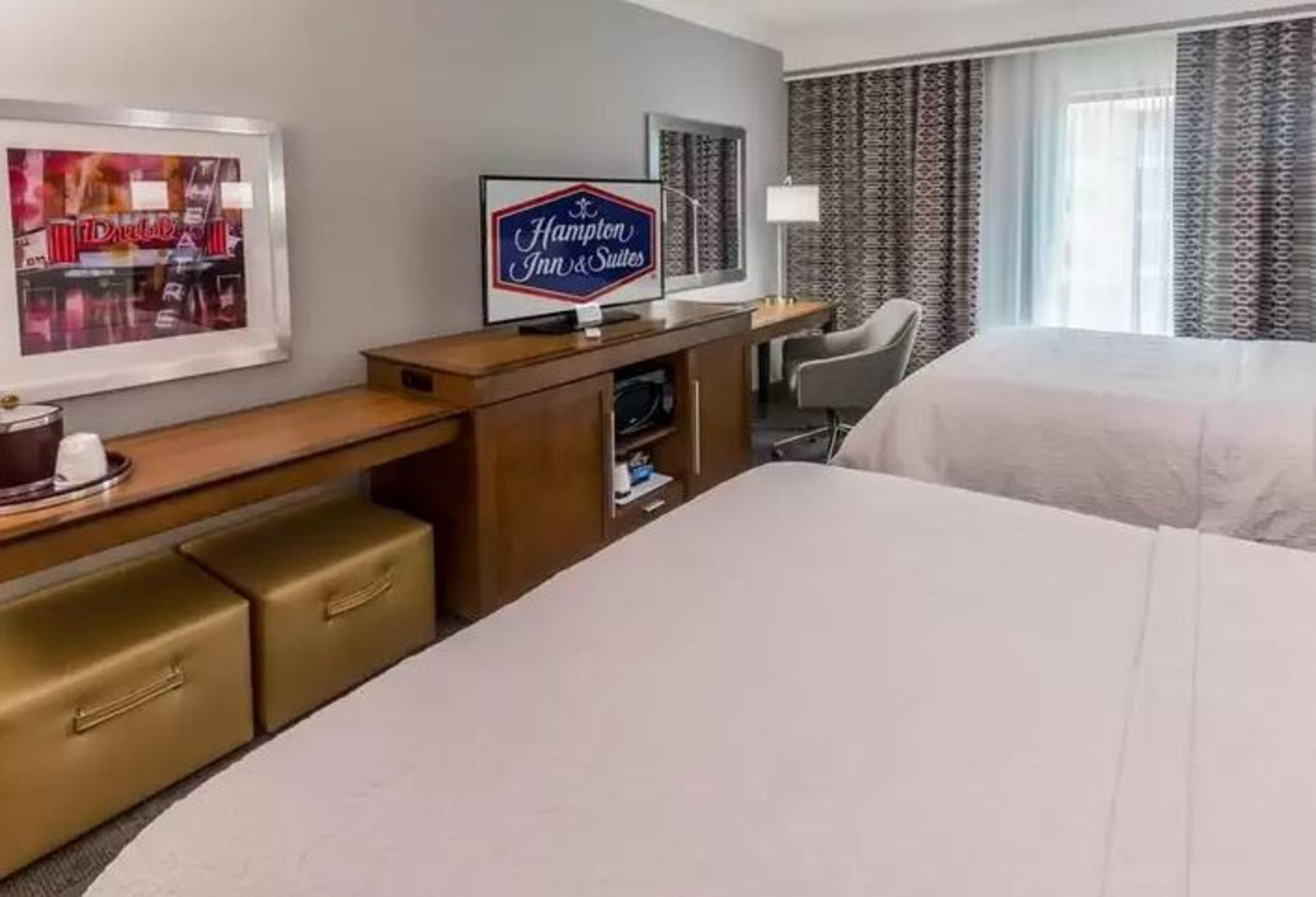 Hampton Inn & Suites Даблін Екстер'єр фото