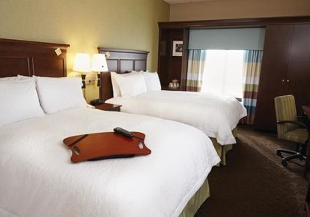 Hampton Inn & Suites Даблін Номер фото